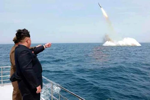 Báo Hàn Quốc nghi Triều Tiên sẽ phóng tên lửa SLBM vào dịp Giáng sinh