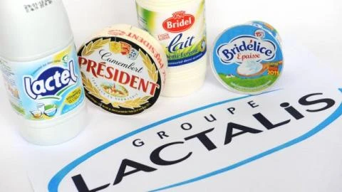 Pháp thu hồi hàng tấn sữa của Lactalis nhiễm khuẩn