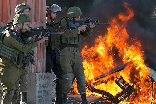 Xung đột bùng phát giữa Israel và Palestine sau tuyên bố của Tổng thống Mỹ