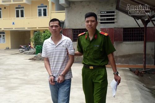 Rượu vào, “đại náo” quán karaoke