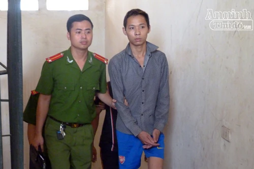 Cướp tài sản của người đồng tính vì bị sờ soạng lúc nửa đêm