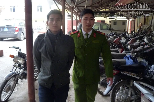 Nổi lòng tham, thợ sơn "cuỗm" Ipad của chủ