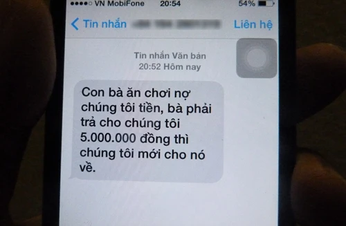 Con bỏ nhà "đi hoang", mẹ bị tống tiền qua điện thoại