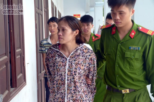 Vợ thuê côn đồ “xử lý bồ nhí” của chồng