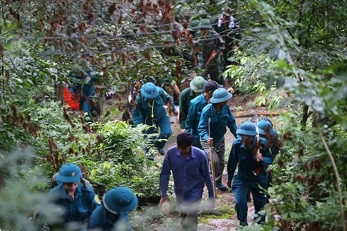 Đã tìm thấy trực thăng rơi, cả 3 phi công đều hy sinh