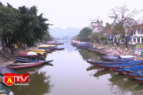 Công an huyện Mỹ Đức nỗ lực kiểm soát ngăn du khách đi lễ hội chùa Hương “chui”