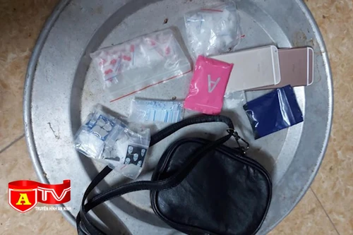 Cất giấu ma túy trong căn nhà sau núi vẫn bị phát hiện