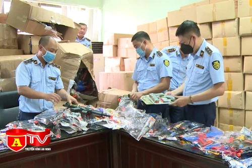 Phát hiện hơn 1.200 sản phẩm đồ chơi trẻ em bạo lực