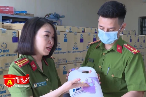 Thủ đoạn tinh vi của đối tượng làm giả nước giặt 