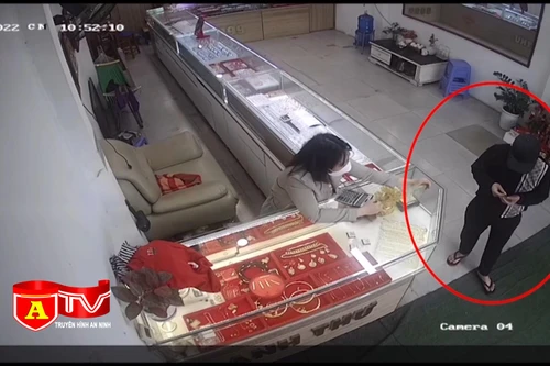 Cảnh giác với tội phạm manh động cướp hiệu vàng