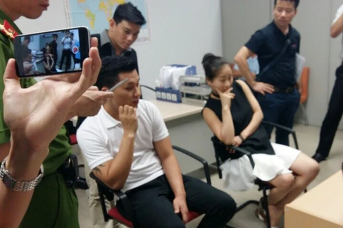 Tiếp viên hàng không mang trái phép hơn 3kg vàng trên chuyến bay đi Hàn Quốc