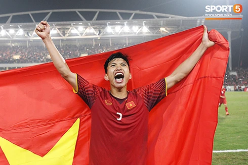 [ẢNH] Đoàn Văn Hậu và những kỷ niệm đáng nhớ cùng ĐTVN