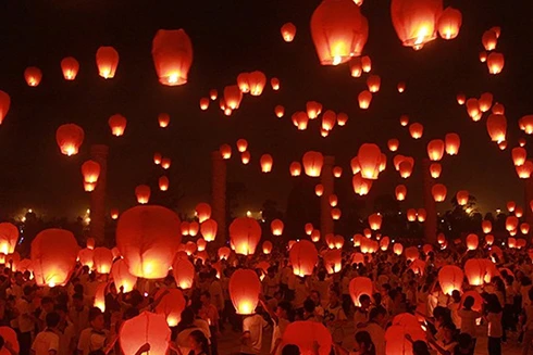 [ẢNH] Chiêm ngưỡng vẻ đẹp của Tết Trung thu ở một số nước châu Á