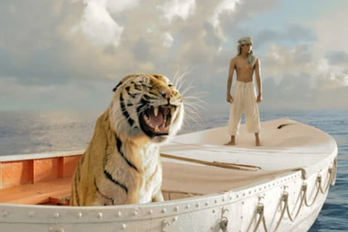 [ẢNH] Cảnh hậu trường hài hước khó tin trong loạt phim bom tấn Hollywood