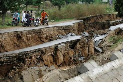[ẢNH] Hậu quả khủng khiếp từ trận động đất làm rung chuyển đất nước Pakistan