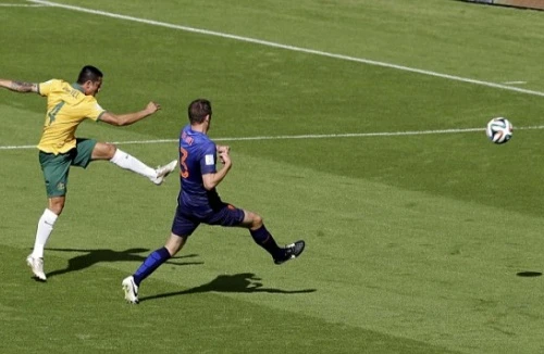 Chiêm ngưỡng siêu phẩm vô-lê “sấm sét” của Tim Cahill qua… đồ chơi LEGO