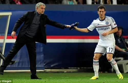 Chiều vợ, sao Chelsea chuyển sang khoác áo PSG