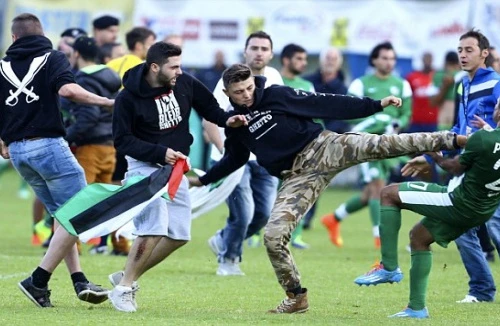 Sốc: Bạo loạn làm gián đoạn trận đấu giữa Maccabi Haifa và Lille