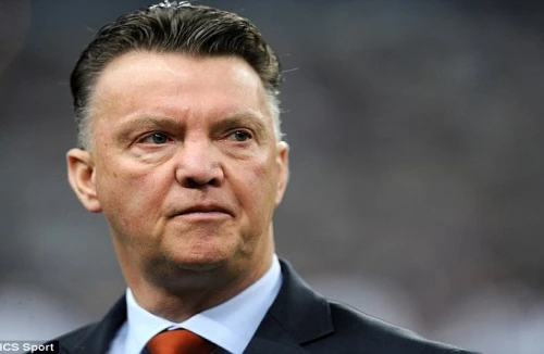 Louis van Gaal chính thức trở thành HLV trưởng của M.U