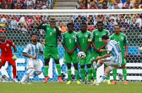 Chiêm ngưỡng siêu phẩm của Messi giúp Argentina “bắn hạ” Đại bàng xanh