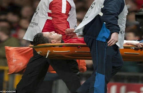 “Siêu Percy” dính chấn thương nhẹ, David Moyes thở phào