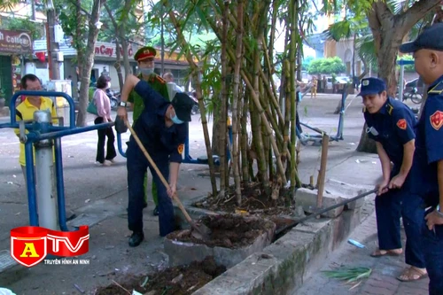 Chỉnh trang phố phường kỷ niệm Ngày giải phóng Thủ đô 10/10