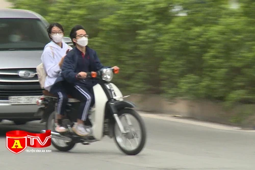 Tăng cường xử lý tình trạng học sinh vi phạm giao thông