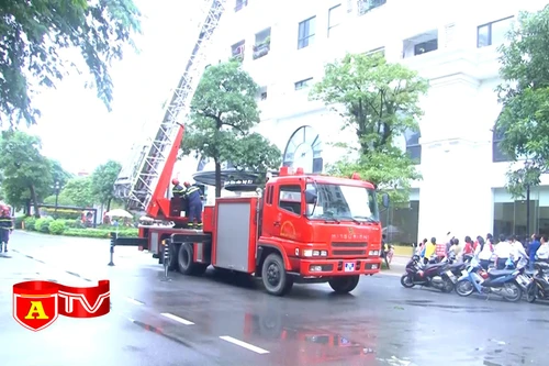 Diễn tập phương án PCCC tại khu đô thị và trung tâm thương mại Royal City