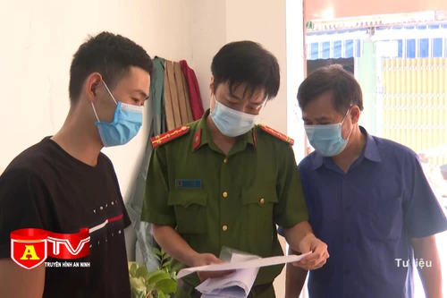 Đẩy nhanh việc dùng tài khoản định danh điện tử trong thực hiện thủ tục hành chính