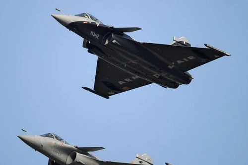 Ấn Độ chỉ mua một nửa trong số 126 máy bay Rafale của Pháp