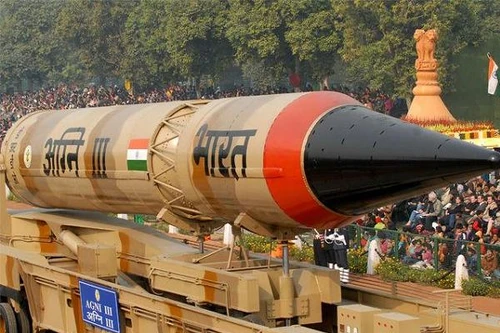 Ấn Độ đáp trả Pakistan bằng một vụ thử tên lửa hạt nhân