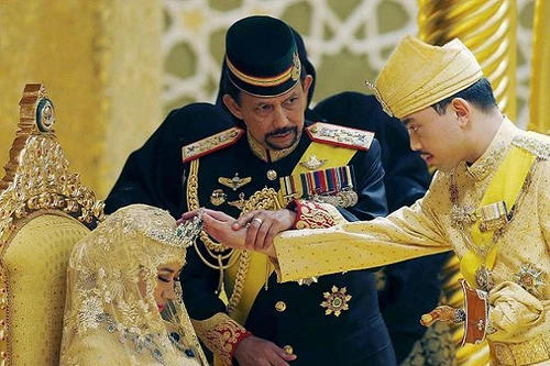 Toàn cảnh lễ cưới cực kỳ xa hoa của Hoàng tử Brunei