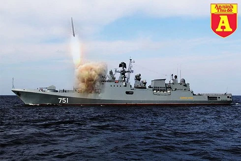 [ẢNH] Khám phá sức mạnh chiến hạm Nga vừa "tóm gáy" tàu ngầm hạt nhân Mỹ