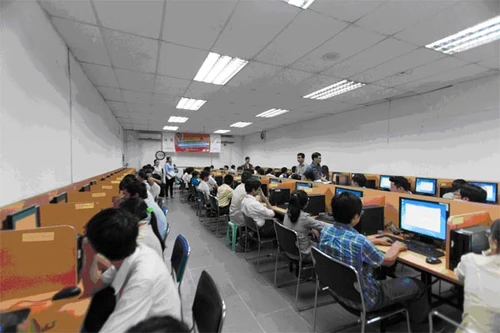 Chọn 3 thí sinh đi Mỹ thi tin học văn phòng thế giới