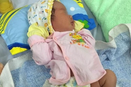 Bộ Y tế vào cuộc vụ trẻ sơ sinh bị gãy xương đùi sau ca mổ lấy thai