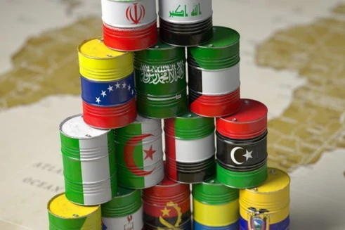 [ẢNH] Chuyên gia đánh giá, thỏa thuận OPEC+ mới sẽ không cứu được thị trường dầu mỏ