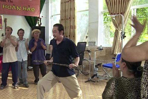 “Đại ca U70”: Mạch phim dễ đoán nhưng cũng đầy bất ngờ