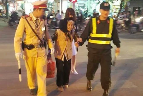 Xây dựng phong cách người chiến sỹ Công an nhân dân bản lĩnh, nhân văn