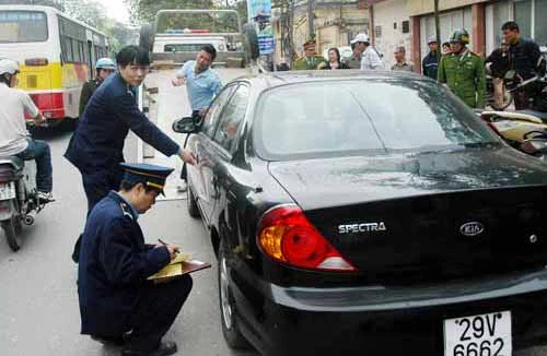 Xin phép xây dựng 24 bãi đỗ xe hiện đại