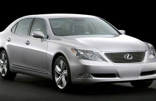 Phí đăng ký ô tô sẽ là 10 triệu đồng?