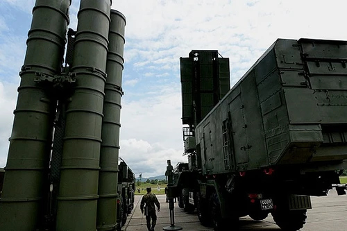 S-400 chính thức được đưa vào trực chiến tại Crimea