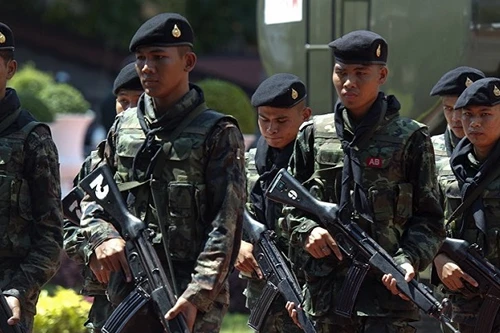 Quân đội Thái Lan hứa sẽ không tiến hành thêm đảo chính