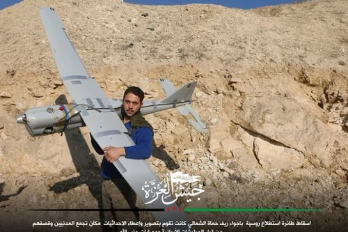 Máy bay không người lái Nga bị quân đối lập Syria tóm gọn?