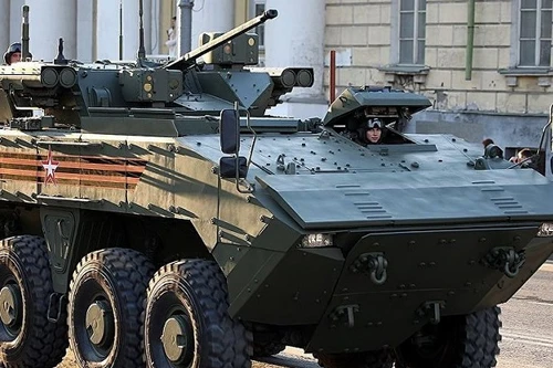 BTR K-17 Bumerang: Xe chở quân mạnh ngang xe chiến đấu bộ binh Nga