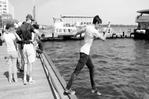 "Cơn sốt" Pokemon Go có thể gây nguy hiểm 