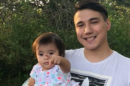 Nói dối mình có thai, người đàn bà mổ bụng hàng xóm cướp con