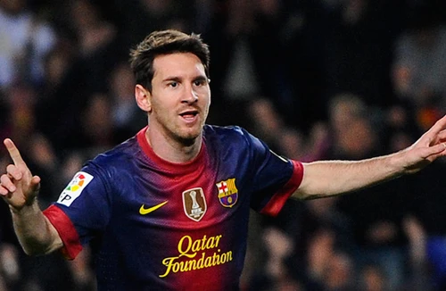 Messi đi vào lịch sử với 400 trận trong màu áo Barca ở tuổi 26 