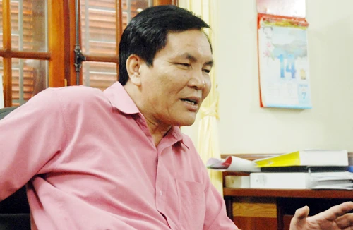 Phải "hạ giá" thuê sân, Giám đốc sân Mỹ Đình “đá xoáy” VFF, báo chí