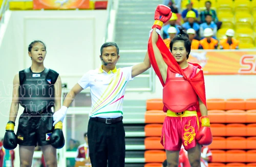 Tuyển wushu Việt Nam “giật” liền 2 HCV chỉ trong 15 phút