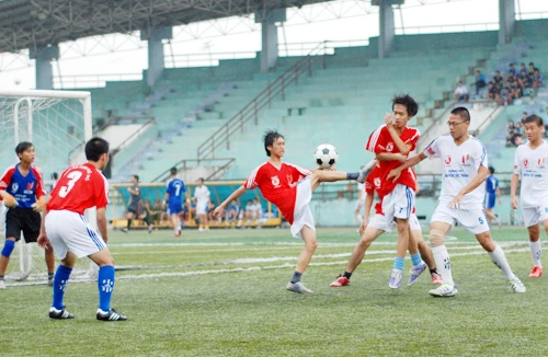 Kết quả vòng 1/16: “Vua” gục ngã, nhiều trận cầu nghẹt thở